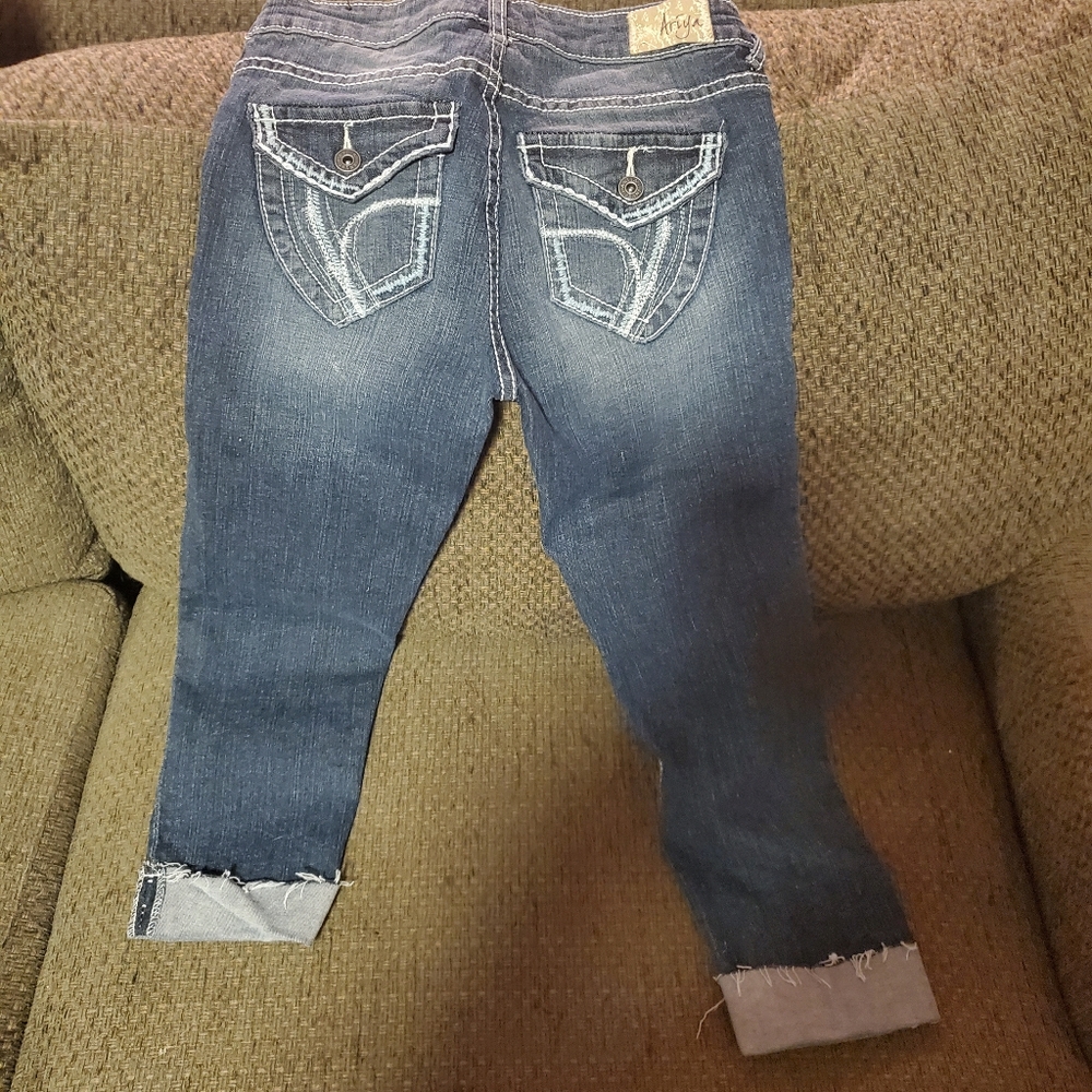Clothes - Picture 8 of 8